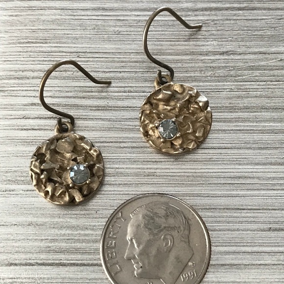 Earrings, gold tone w/small stone - Picture 1 of 3